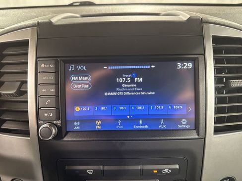 Used 2019 Nissan Frontier SV image 24