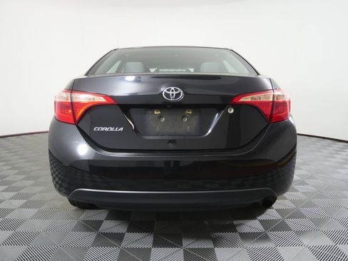 Used 2017 Toyota Corolla L FWD image 4