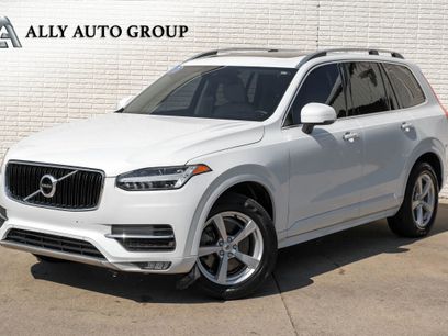 Used 2019 Volvo XC90 T5 Momentum