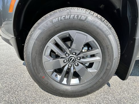 New 2026 Nissan Frontier SV w/ Tow Package AWD/4WD image 12