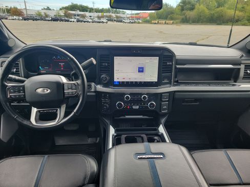 Used 2025 Ford F350 Platinum w/ FX4 Off-Road Package AWD/4WD image 18