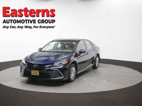 Used 2021 Toyota Camry LE FWD image 53