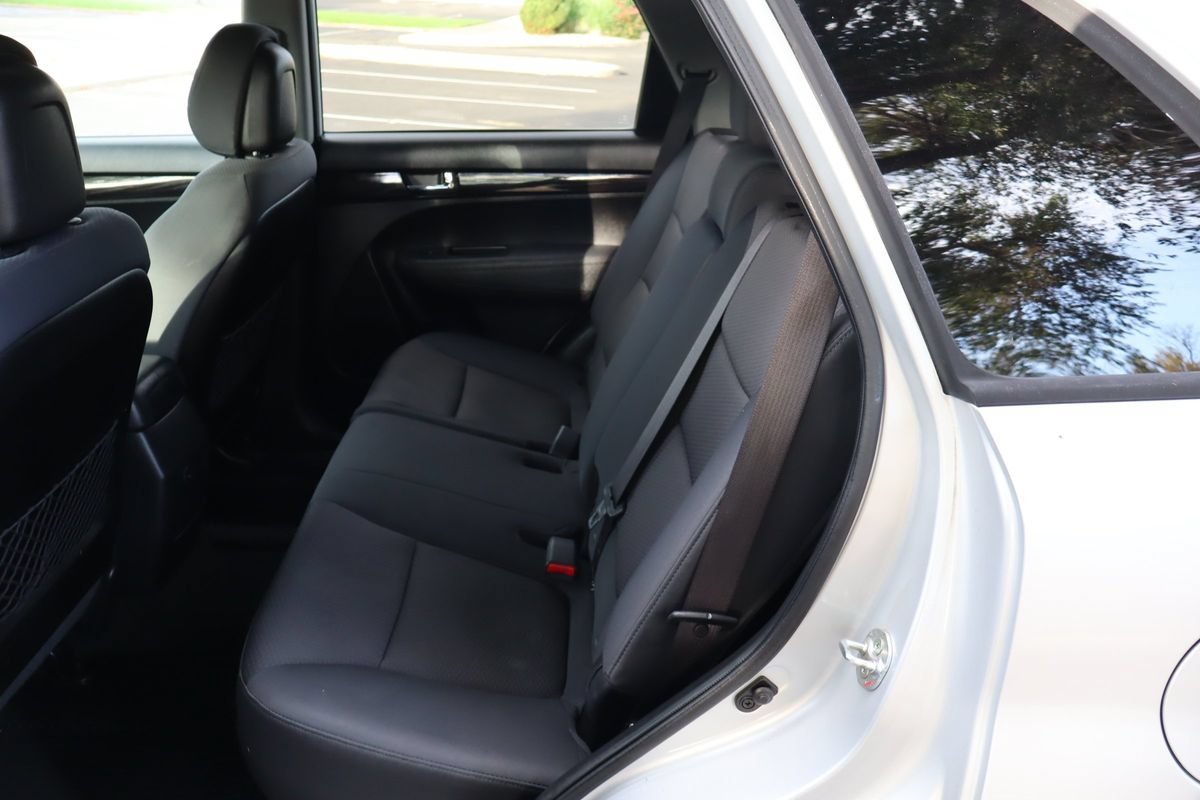 Used 2013 Kia Sorento LX AWD/4WD image 20