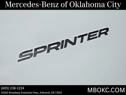 Used 2025 Mercedes-Benz Sprinter 2500 image 10