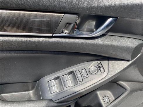 Used 2020 Honda Accord Sport image 26