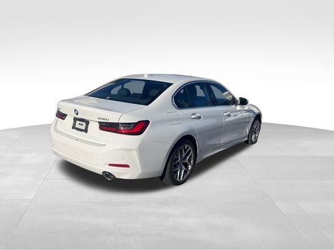 Used 2025 BMW 330i xDrive Sedan image 5