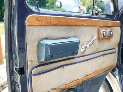 Used 1988 Chevrolet G20 RWD image 60