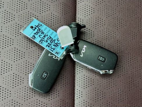 Used 2022 Kia Seltos SX AWD/4WD image 11