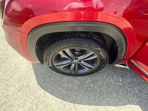 Used 2021 Volkswagen Atlas SE FWD image 19