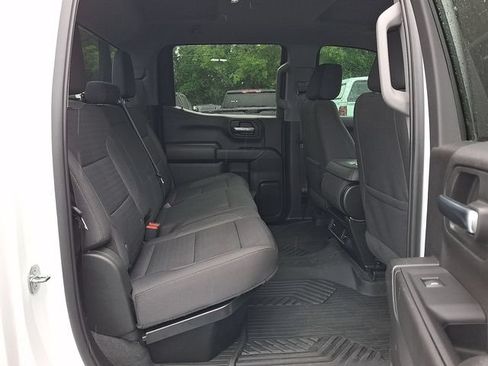 Used 2022 Chevrolet Silverado 1500 Custom Trail Boss AWD/4WD image 24