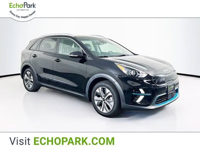 Used 2022 Kia Niro EX