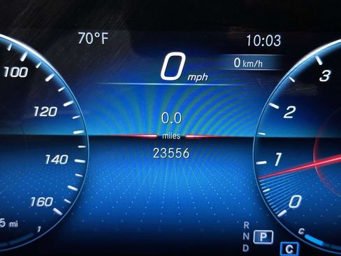 Used 2022 Mercedes-Benz GLE 350 4MATIC w/ Premium Package image 31