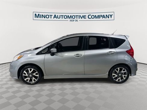 Used 2015 Nissan Versa Note SR w/ SR Tech Package image 5