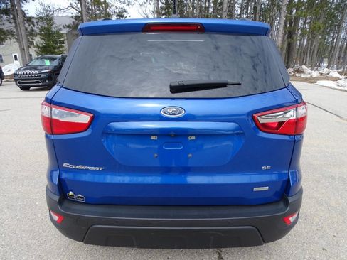 Used 2019 Ford EcoSport SE image 9