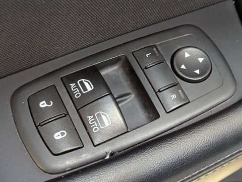 Used 2015 Dodge Challenger R/T w/ Quick Order Package 28B R/T image 21