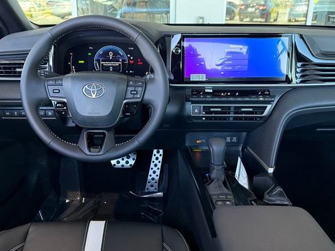 New 2026 Toyota Camry SE image 28