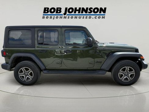 Used 2022 Jeep Wrangler Unlimited Sport image 2