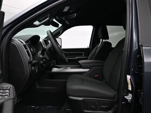 New 2026 RAM 2500 Big Horn AWD/4WD image 19