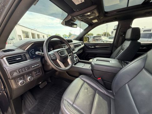 Used 2023 GMC Yukon Denali w/ Max Trailering Package AWD/4WD image 10
