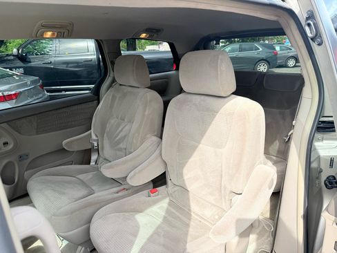 Used 2008 Toyota Sienna LE FWD image 14