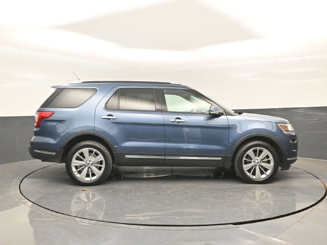 Certified 2018 Ford Explorer Limited w/ Equipment Group 301A AWD/4WD image 3