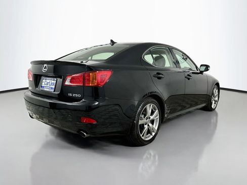 Used 2010 Lexus IS 250 w/ Preferred Accessory Package RWD image 8