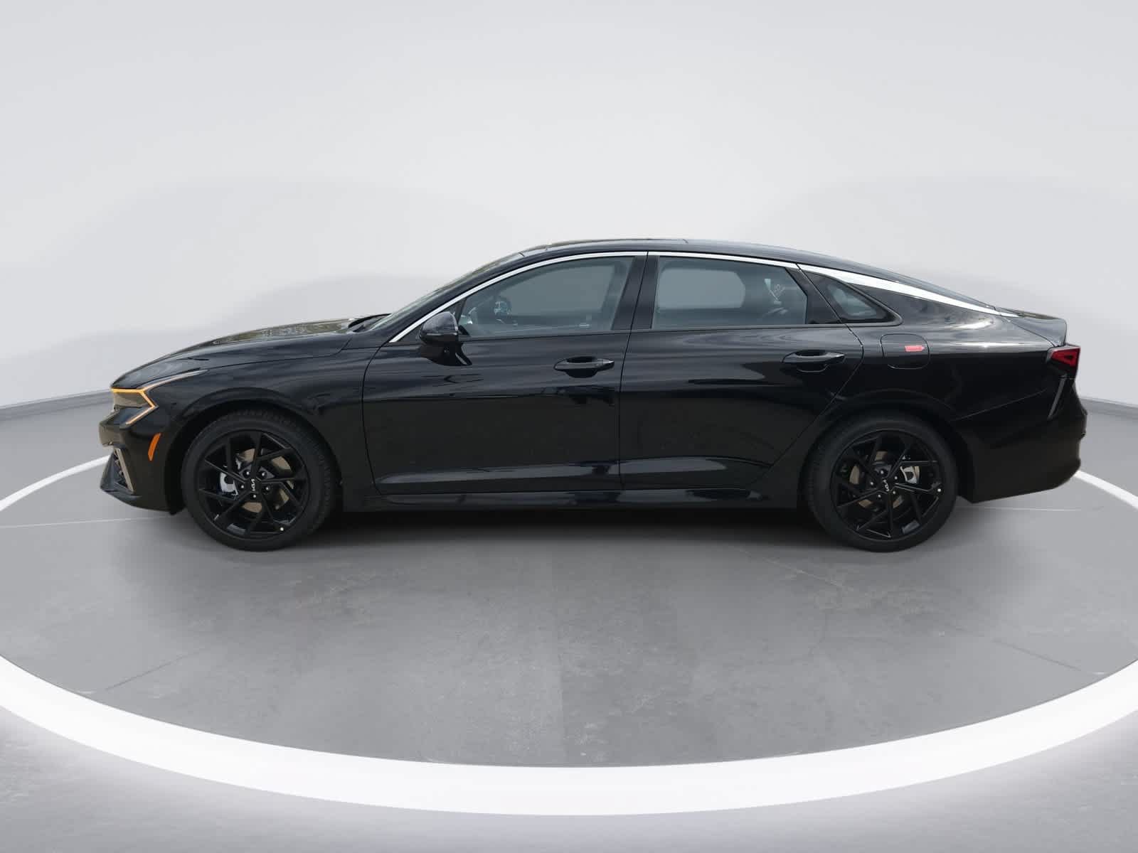 New 2027 Kia K5 GT-Line FWD image 5