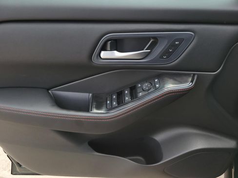 New 2026 Nissan Rogue SV w/ Rock Creek Premium Package AWD/4WD image 18