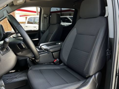 Used 2025 Chevrolet Silverado 1500 LT w/ Protection Package RWD image 29