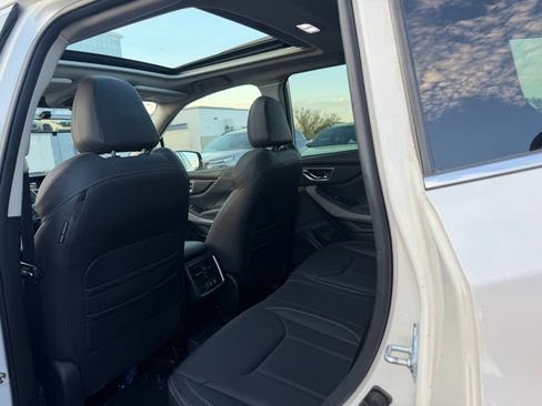 Used 2023 Subaru Forester Limited AWD/4WD image 6