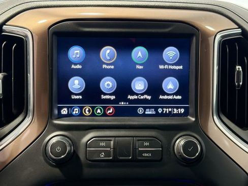 Used 2020 Chevrolet Silverado 1500 High Country w/ Technology Package image 15