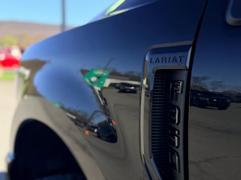 Used 2020 Ford F350 Lariat image 24