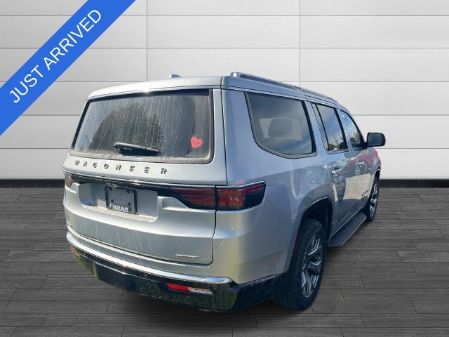 Used 2022 Jeep Wagoneer Series II AWD/4WD image 2