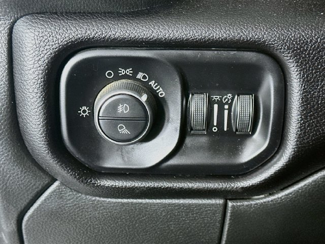 Used 2024 RAM 2500 Laramie w/ Safety Group AWD/4WD image 12