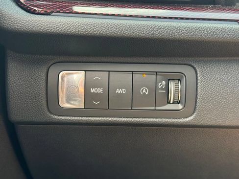 Certified 2024 Chevrolet Traverse RS AWD/4WD image 34