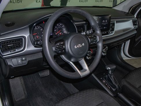 Used 2023 Kia Rio S image 5