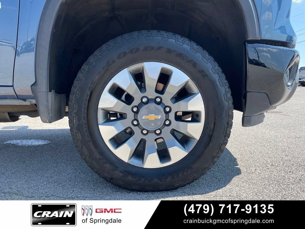 Used 2024 Chevrolet Silverado 2500 Custom w/ Custom Convenience Package AWD/4WD image 30