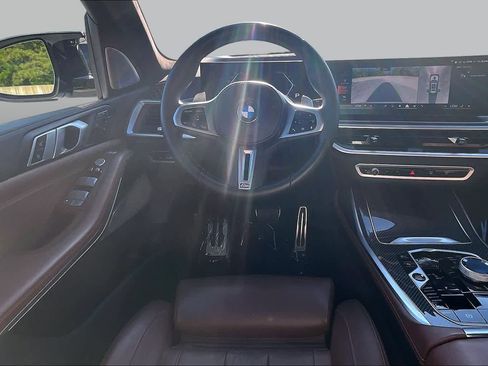 Used 2025 BMW X7 M60i w/ Executive Package AWD/4WD image 6
