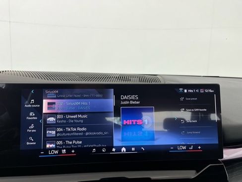 New 2026 BMW 550e xDrive 550e xDrive image 15