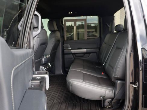 Used 2022 Ford F150 XLT w/ Equipment Group 302A High AWD/4WD image 10