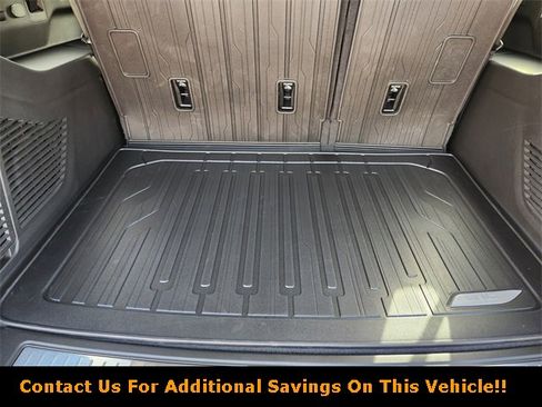 New 2026 GMC Yukon XL AT4 w/ AT4 Premium Package image 24