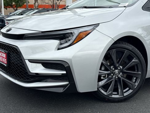 New 2026 Toyota Corolla SE FWD image 3