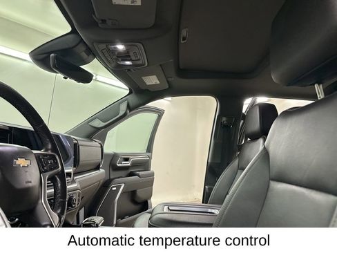 Used 2022 Chevrolet Silverado 1500 LTZ w/ LTZ Premium Package image 34