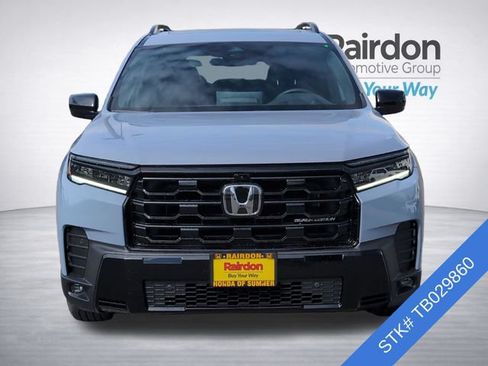 Used 2026 Honda Pilot Black Edition image 2