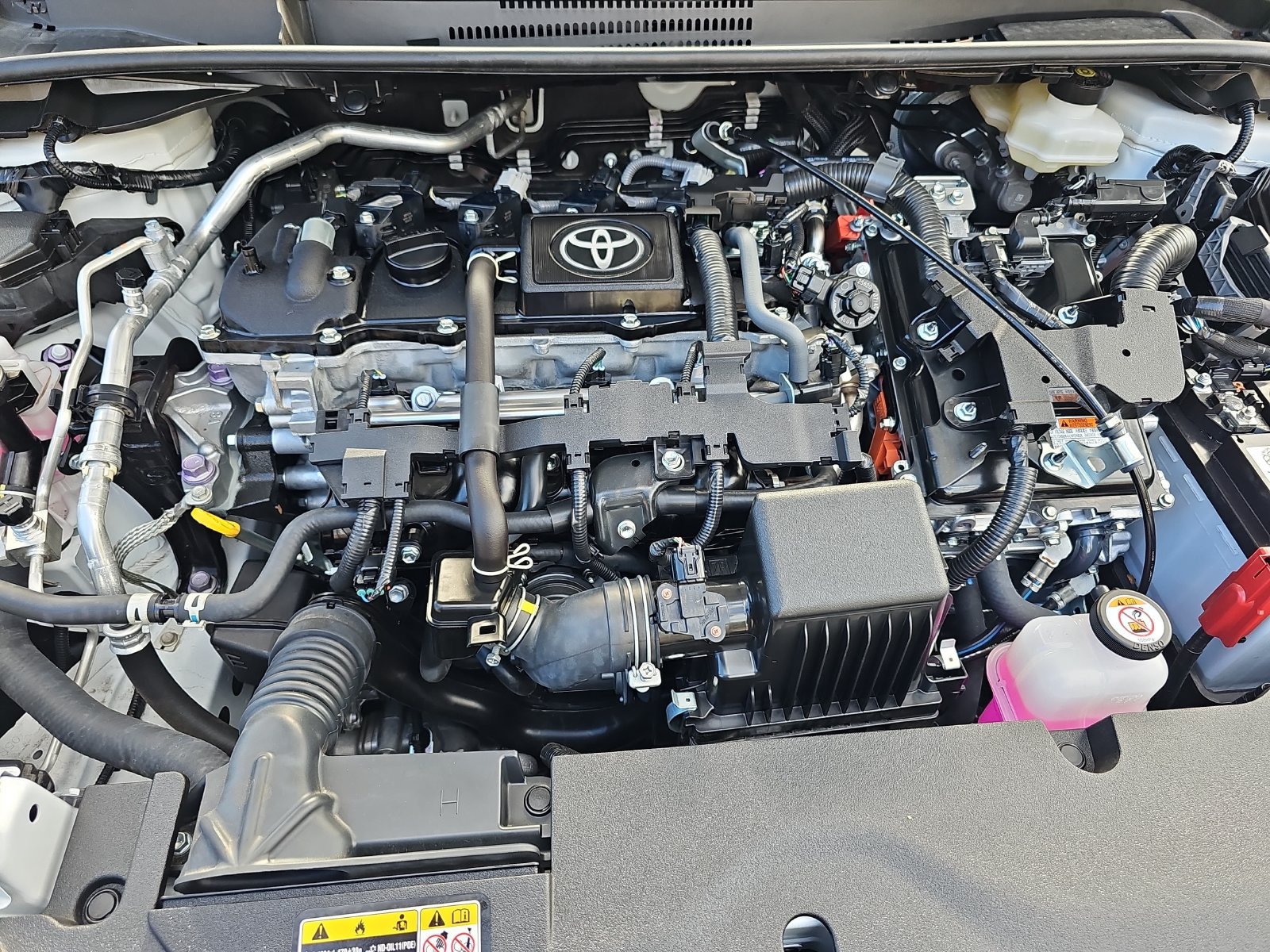 Used 2026 Toyota Corolla LE FWD image 31