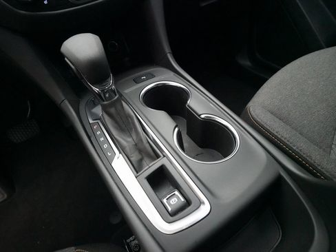 Used 2024 Chevrolet Equinox LT image 17