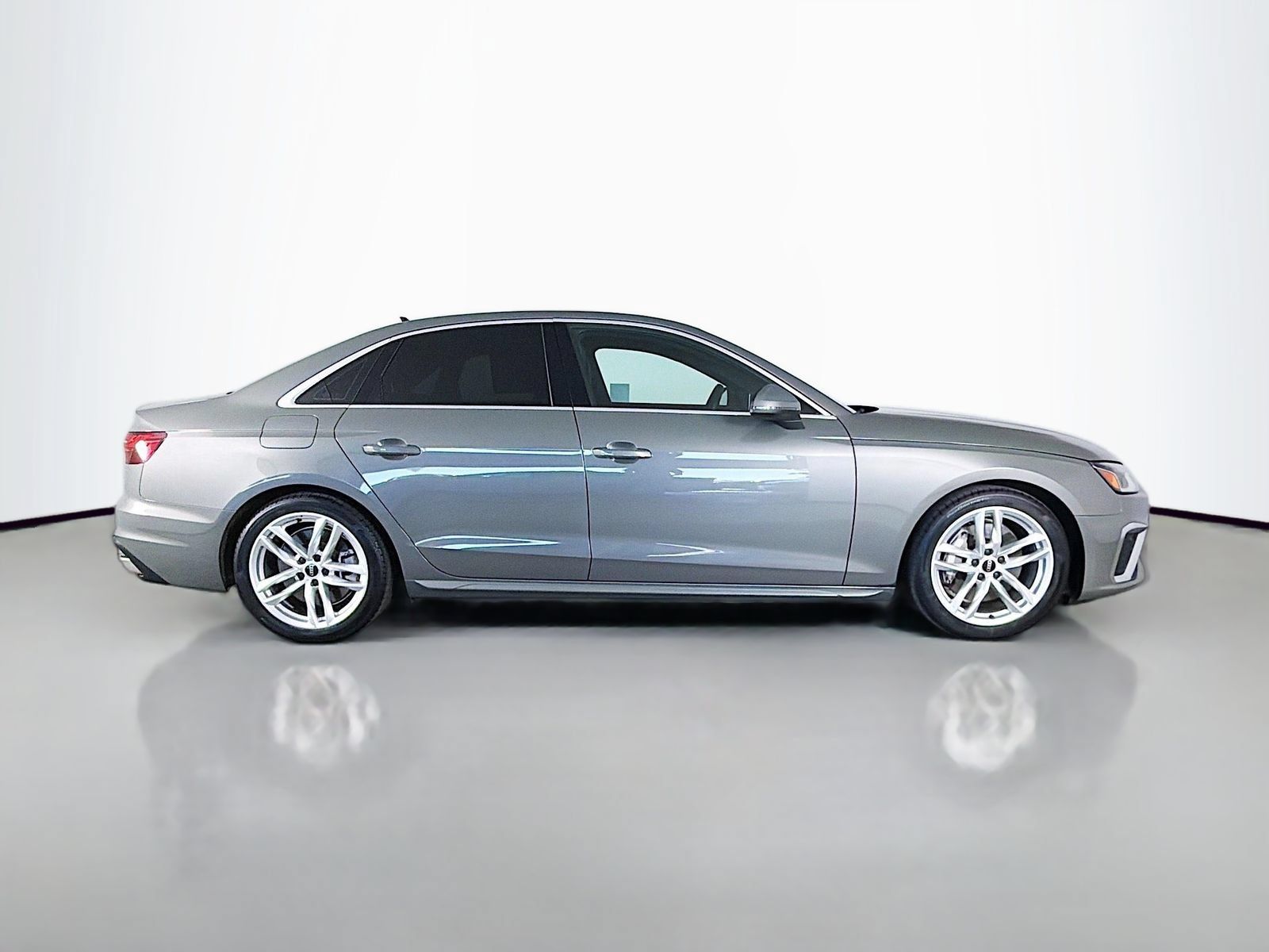 Used 2023 Audi A4 2.0T Premium Plus AWD/4WD image 8