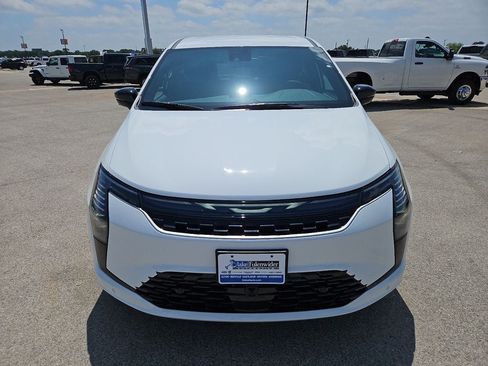 New 2027 Chrysler Pacifica Select FWD image 12