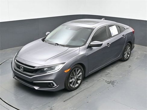 Used 2020 Honda Civic EX image 17