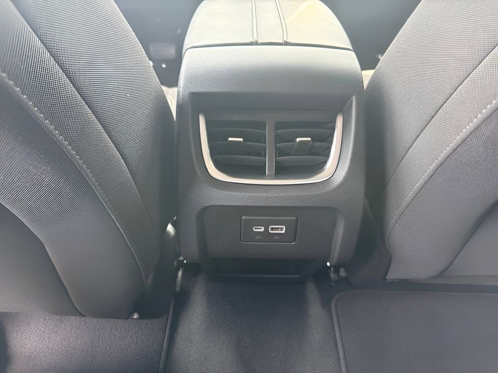 Used 2022 Chevrolet Blazer LT FWD image 29